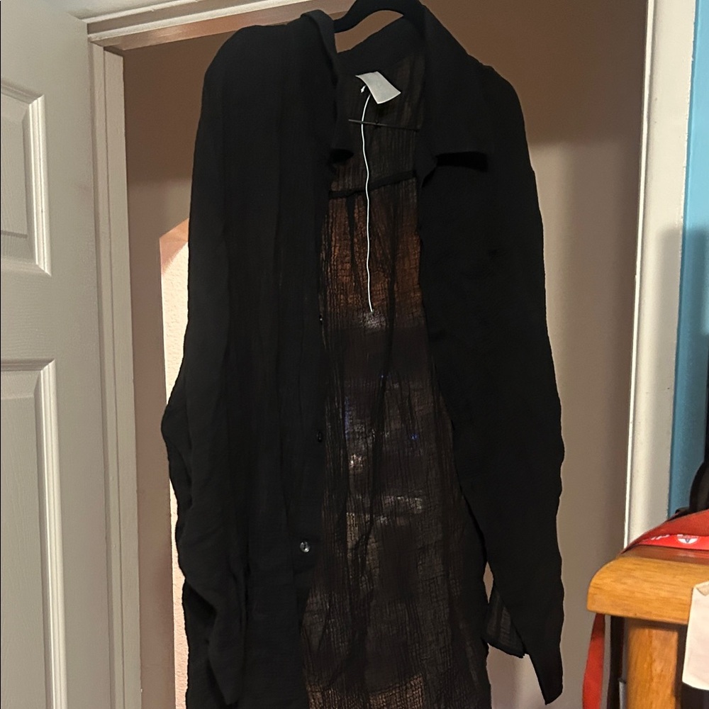 Kona Sol Black Long Sleeve coverup